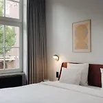 コンシャス ミュージアム スクエア 4*