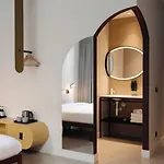 コンシャス ミュージアム スクエア アムステルダム