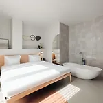 コンシャス ミュージアム スクエア ホテル アムステルダム