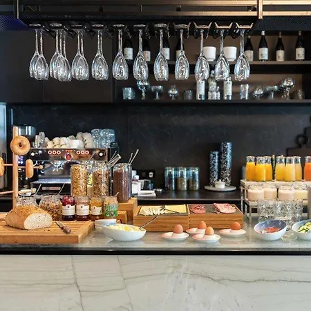 Conscious Museum Square Hotel