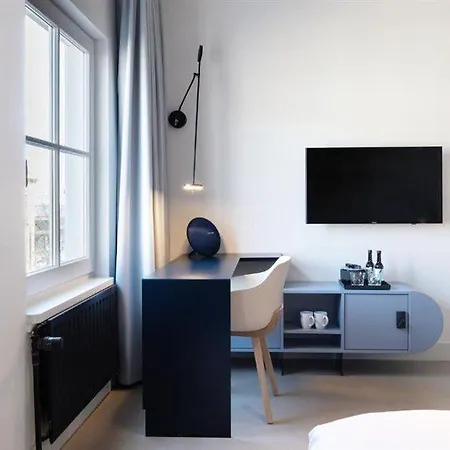 Conscious Museum Square Amsterdam