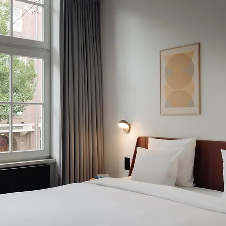 Conscious Museum Square 4*