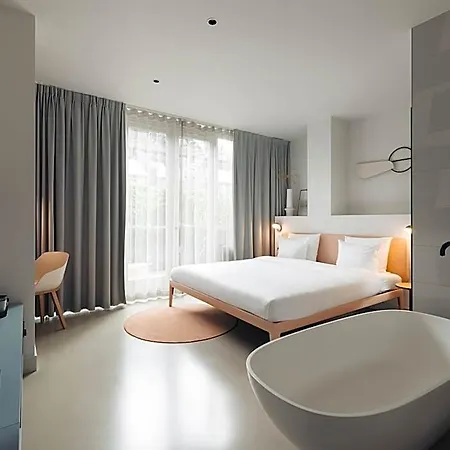 Conscious Museum Square 4* אמסטרדם