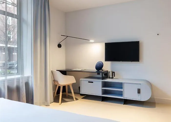 Conscious Museum Square מלון 4*