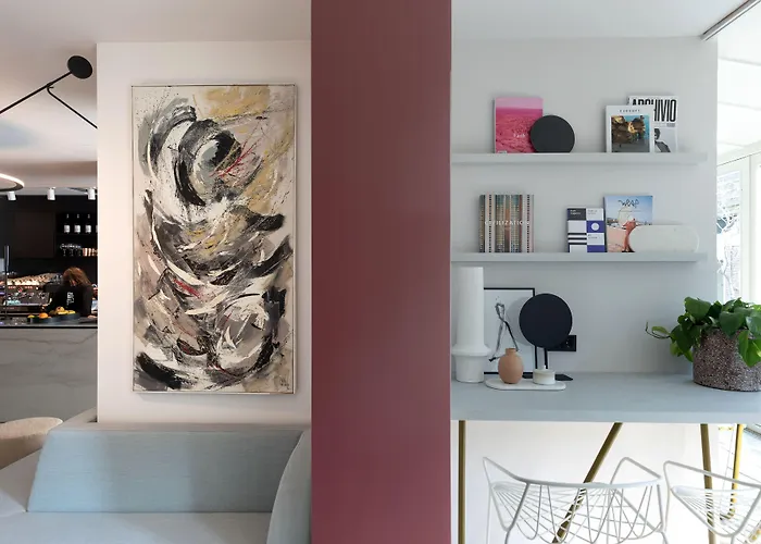 Conscious Museum Square 4*