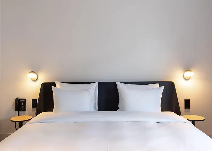 ホテル コンシャス ミュージアム スクエア