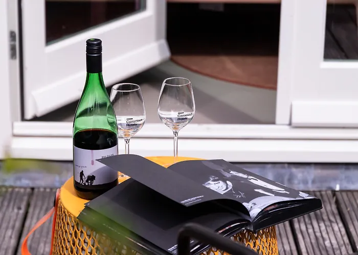 Conscious Museum Square מלון 4*