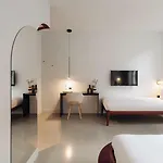 Conscious Museum Square Hotell