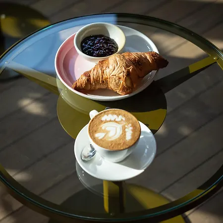 コンシャス ミュージアム スクエア ホテル 4*