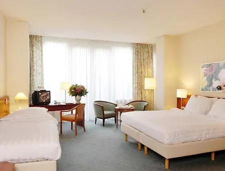 Conscious Museum Square Otel 4*