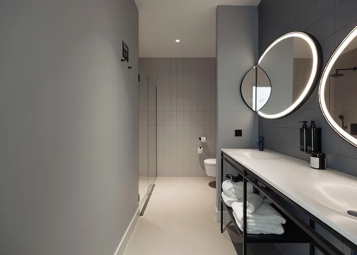 コンシャス ミュージアム スクエア ホテル アムステルダム