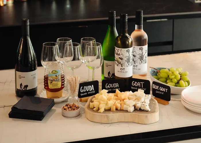 コンシャス ミュージアム スクエア 4*