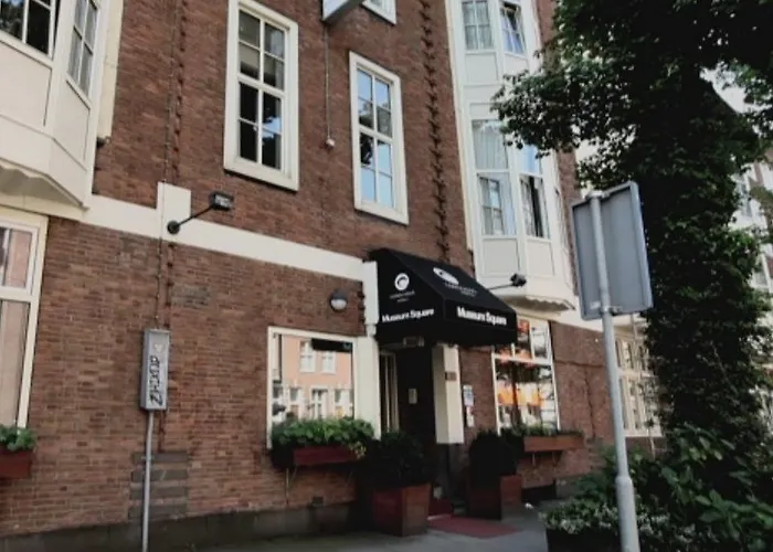 コンシャス ミュージアム スクエア ホテル